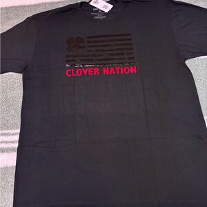 XXL Black Clover 🍀 Live Lucky Black and Metallic Red Graphic Tee